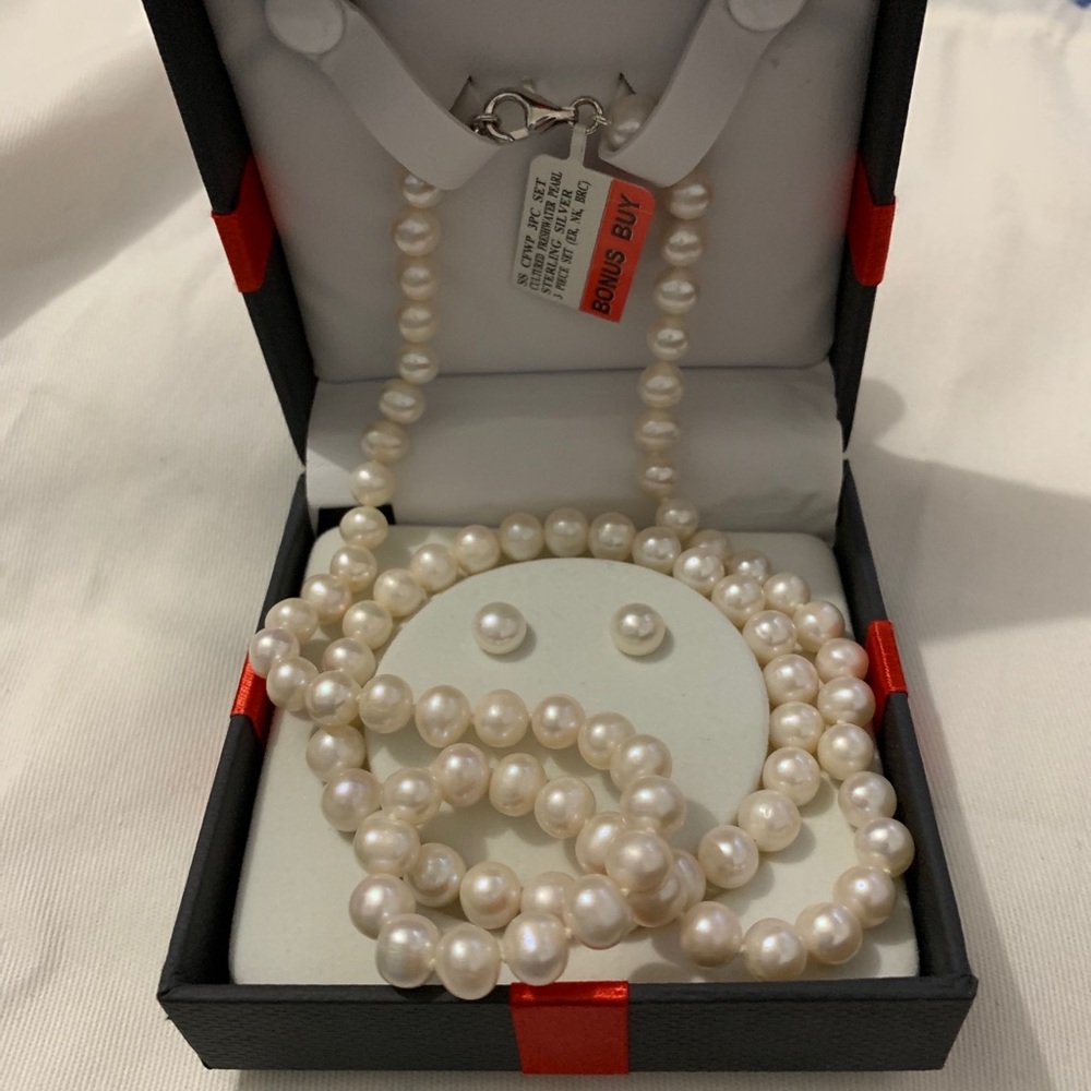 PEARL JEWELRY SET